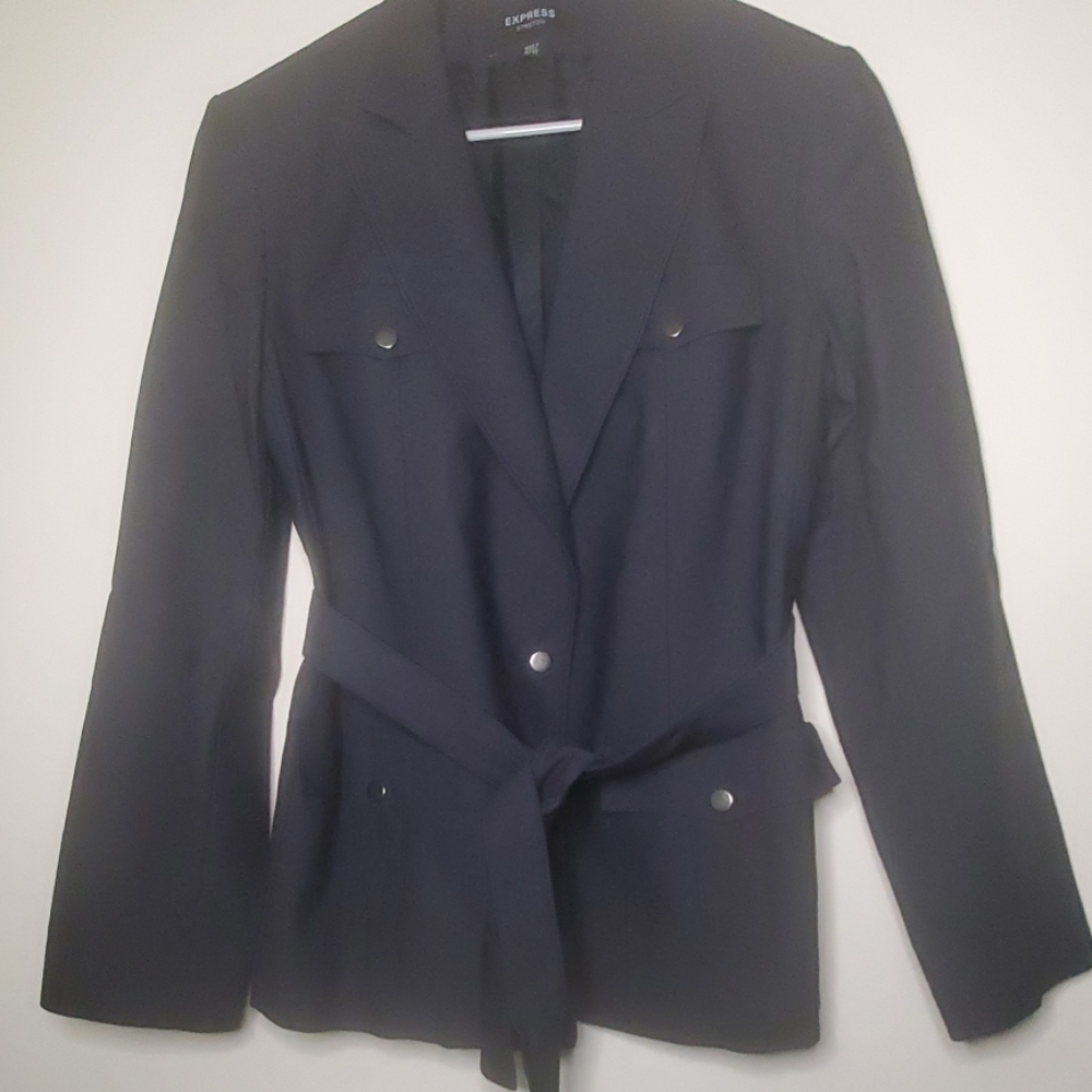 Fully lined belted black Express jacket